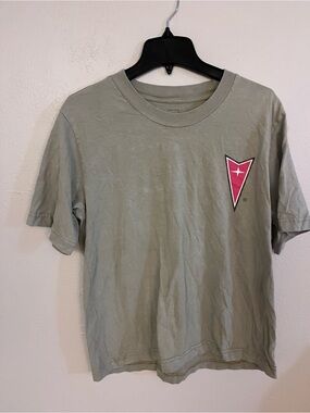 Men’s olive-green Pontiac graphic tee size small